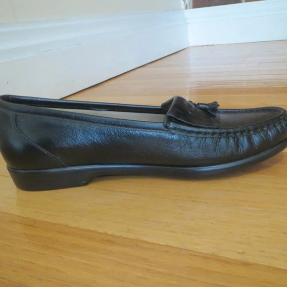 Women's Black SAS Penny Loafers Wedges Slip On Shoes Size 10 M EUC - Picture 4 of 10